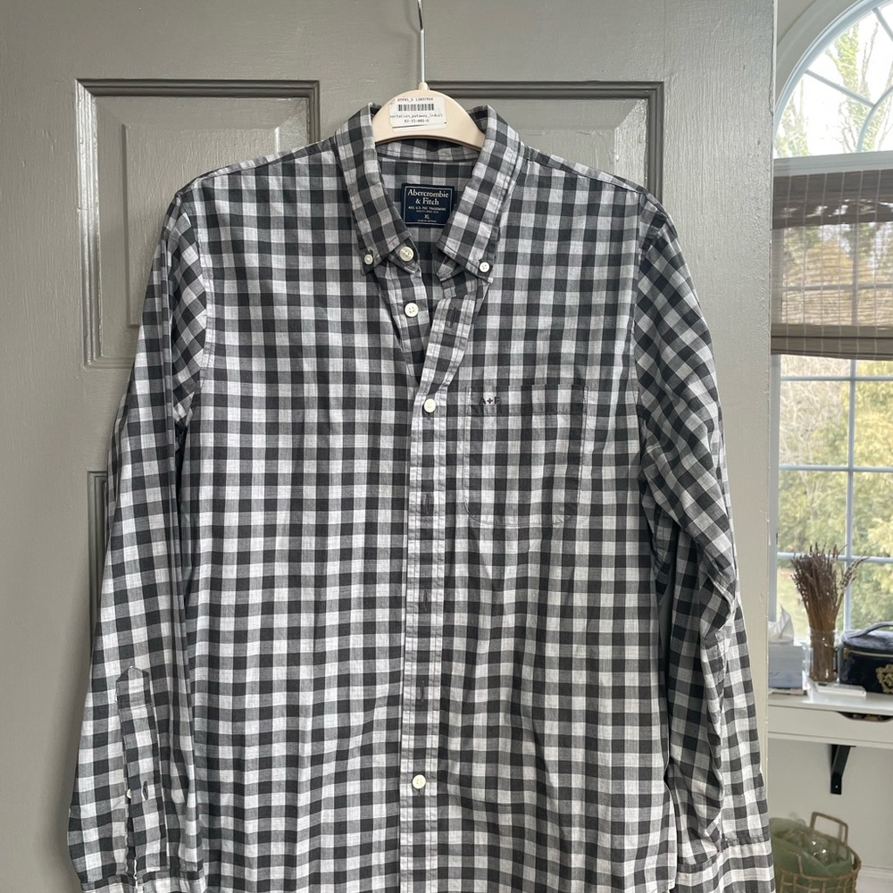 Abercrombie & Fitch Men’s Plaid Button Up Size XL